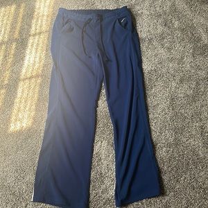 Beyond Scrub pants size medium